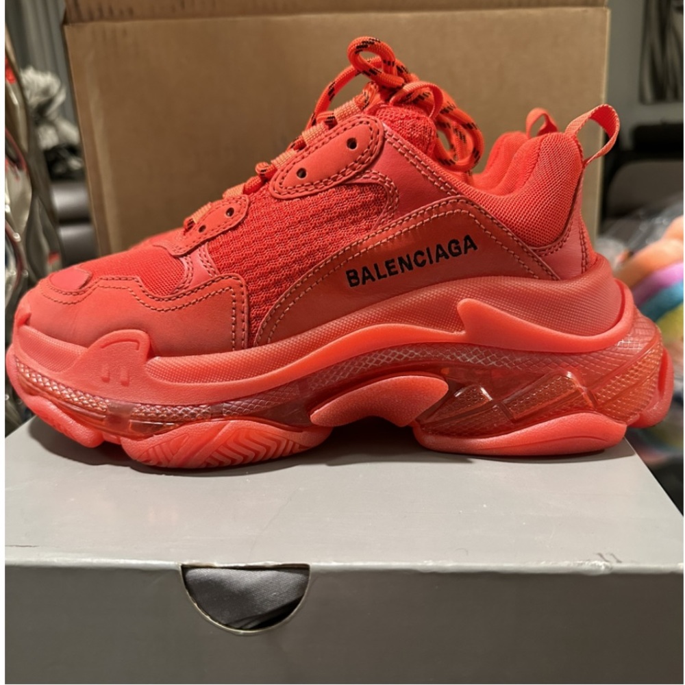 Balenciaga triple S 38